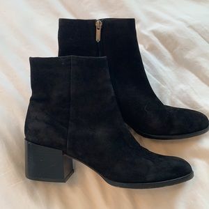 SAM EDELMAN  Suede Booties